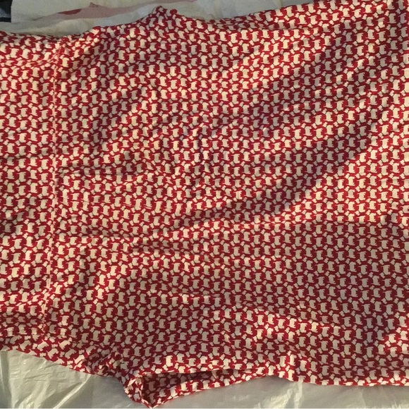 Charter One Blouse  🌺[2/$40.00]🌺 - Picture 5 of 10